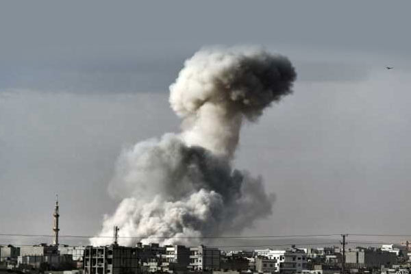 Sınırda şiddetli patlama