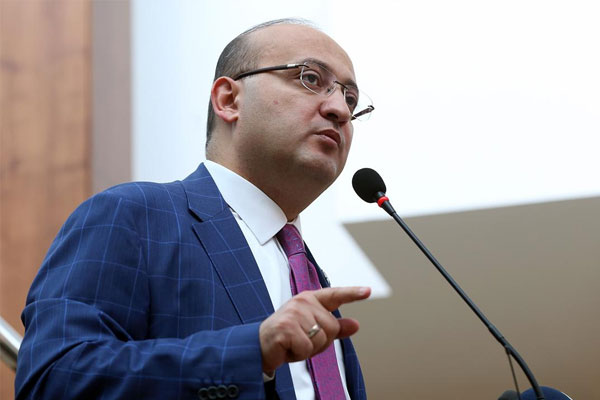 Yalçın Akdoğan'dan sert çıkış