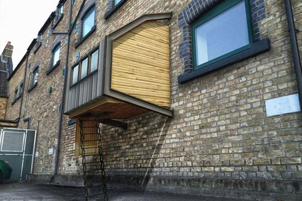 Londra'da evsizlere 'cumba ev projesi'