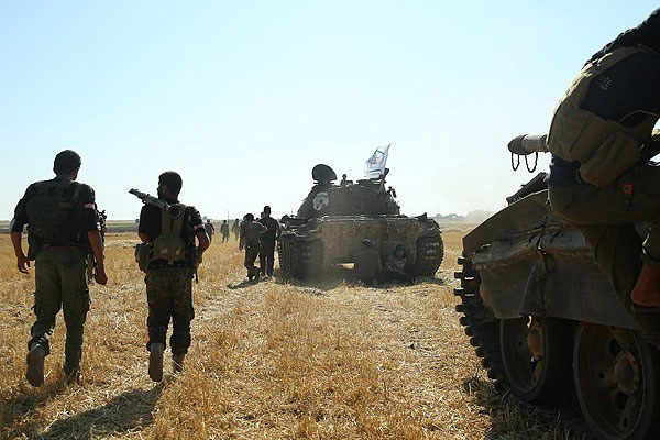 Muhalifler doğalgaz tesisini ele geçirdi