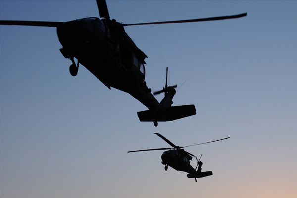 Mısır'da askeri helikopter düştü