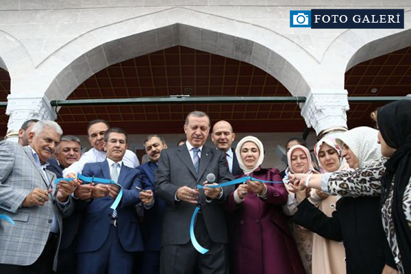 Erdoğan Kıbledağı Camisi'ni açtı