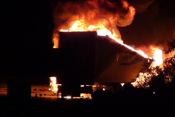 Bitlis'te bombalı saldırı: 2 asker yaralı