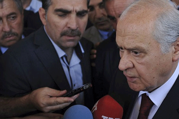 Bahçeli'ye tam yetki çıktı