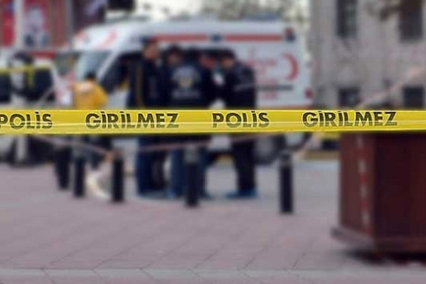 AK Parti binasına bombalı saldırı