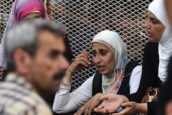 Denizin ortasında birbirlerine girdiler