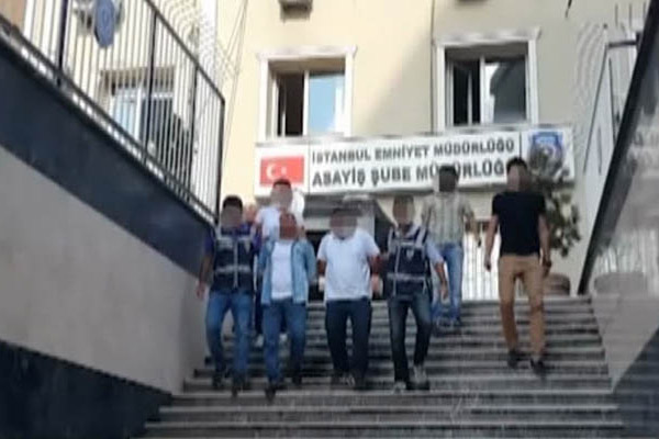 ’’Sihirbazım’’ diyerek dolandırdılar