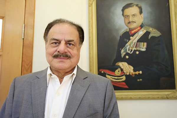 Pakistan'da eski başkan yaşamını yitirdi