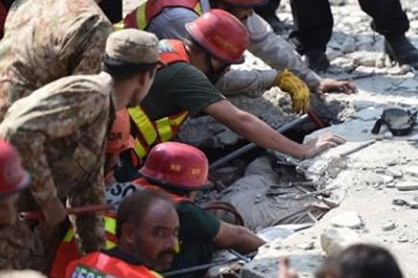 Ülke şokta! İçişleri bakanı öldürüldü