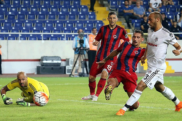 Beşiktaş farklı başladı