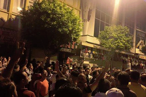 Alanya'da HDP binasına saldırı