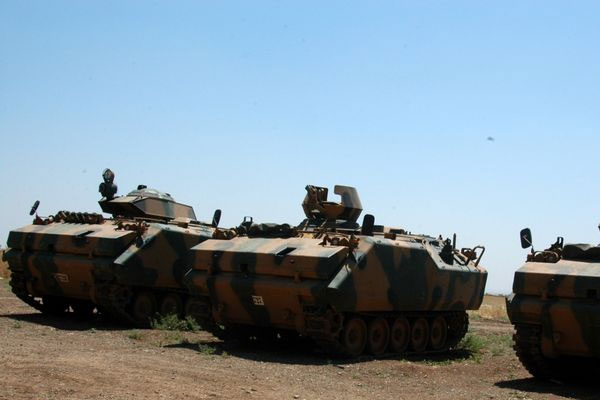 IŞİD mevzileri bombalandı