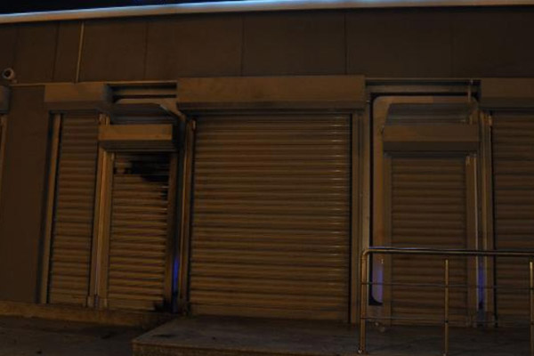 Mardin'de bankaya molotoflu saldırı