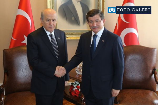 Davutoğlu-Bahçeli görüşmesi başladı