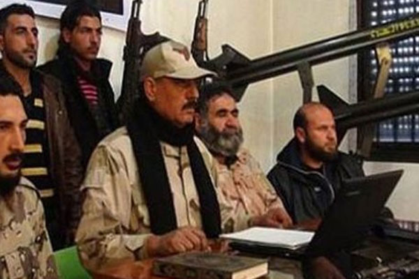 'Türkiye Şam Cephesi'ni silahlandırıyor'