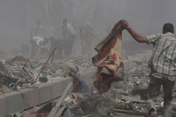 'Esad'in katliamları görmezden geliniyor'