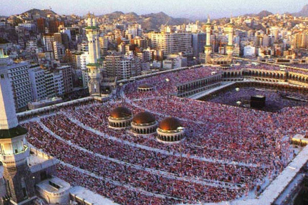 Kutsal topraklara yolculuk başlıyor