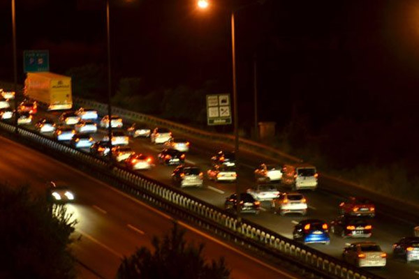 İstanbul-Ankara yönü 2 şerite düşüyor