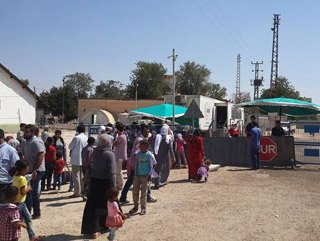 Kobani'ye dönüşler sürüyor