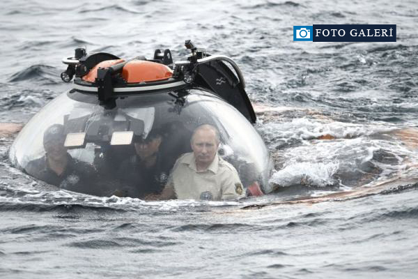 Putin Karadeniz'in derinliklerinde