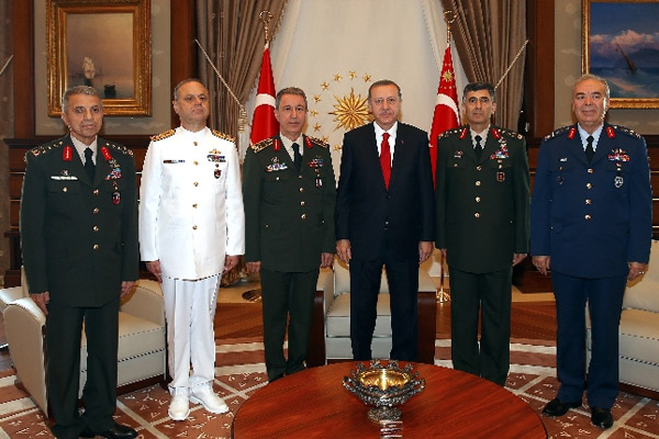 Erdoğan Hulusi Akar'ı kabul etti