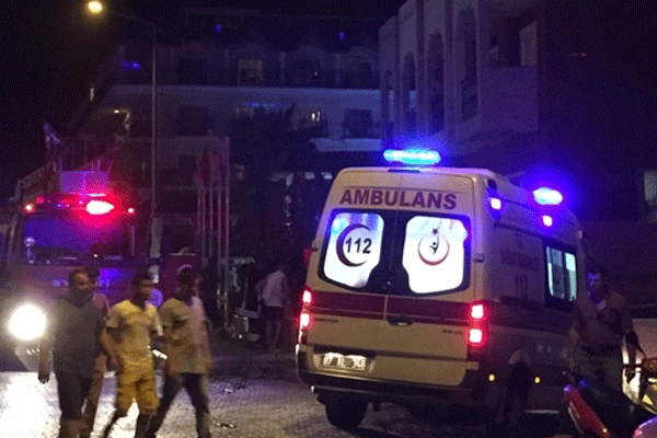 Antalya'da yangın paniği