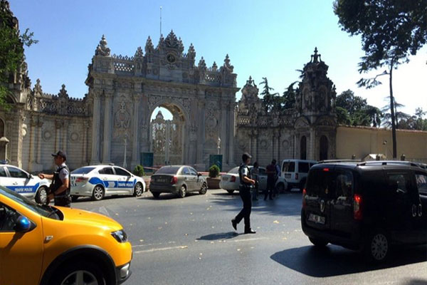 Dolmabahçe saldırganlarının kimlikleri belli oldu