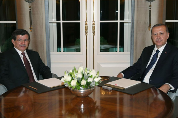 Saray'da PKK konuşulacak