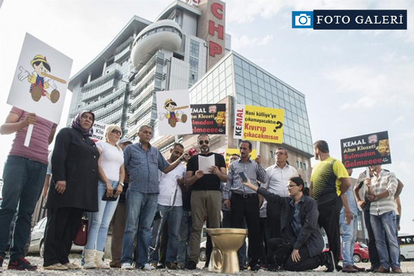 CHP Binası önünde protesto