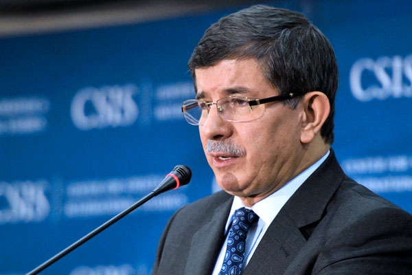 Davutoğlu'na sürpriz savunma brifingi