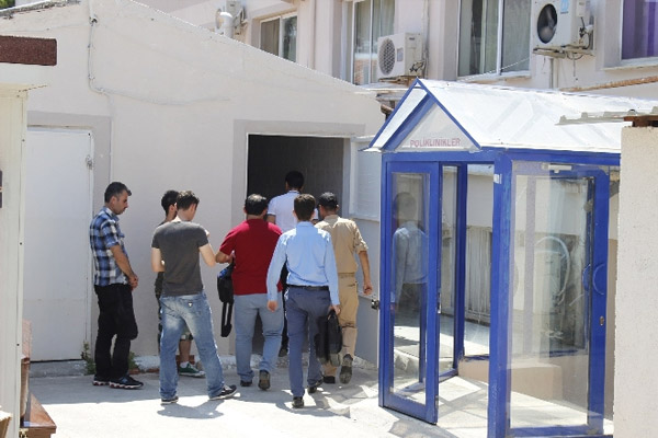 Tanker mülteci botuna çarptı: 2 ölü