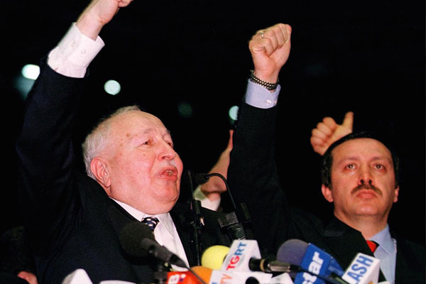 'Erbakan Hoca iktidara gelirken...'