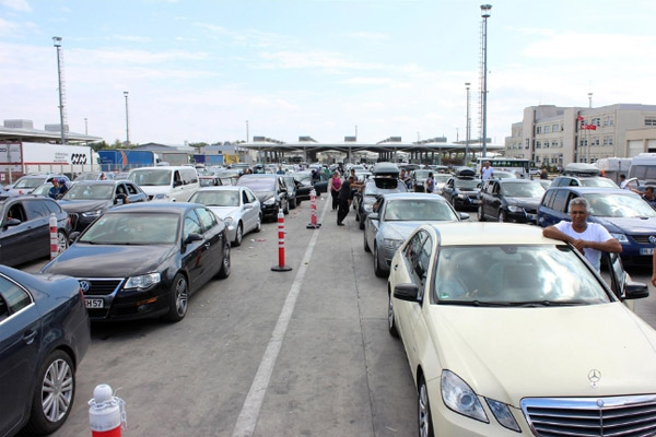 Gurbetçilerin Kapıkule çilesi