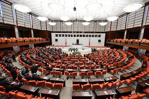 TBMM'de mesai rekoru