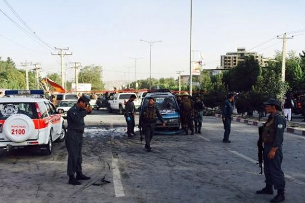 Hastane yakınında bombalı saldırı: 6 ölü