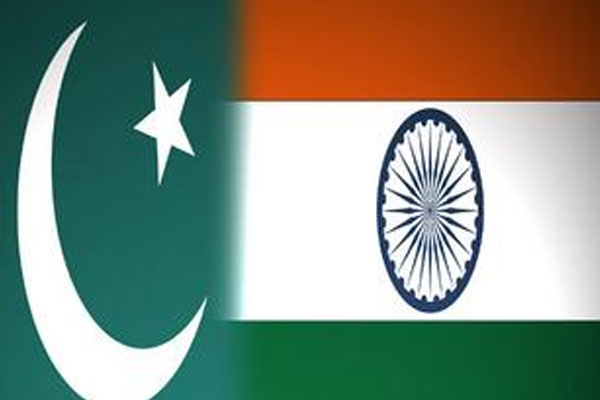 Pakistan ile Hindistan masaya oturmadı