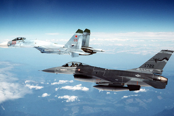 ABD, Avrupa'ya savaş uçakları gönderiyor