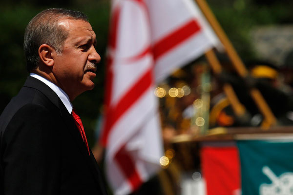 ABD'li yazar: Türkler ağır bedel ödeyecek