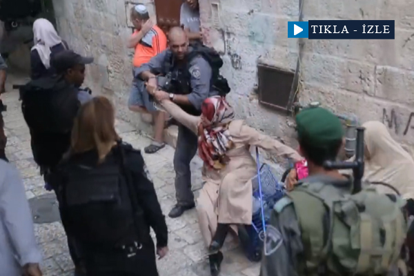 İsrail askerlerinden Filistinli kadınlara dayak