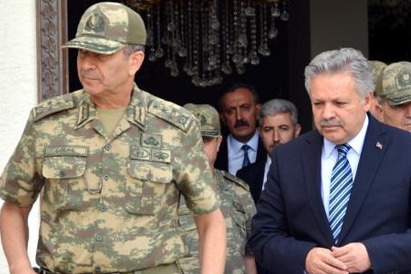 Kara Kuvvetleri Komutanı Erzincan'da