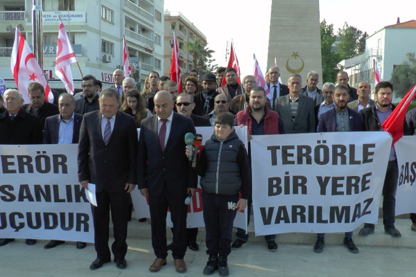 KKTC'den Türkiye'ye destek yürüyüşü