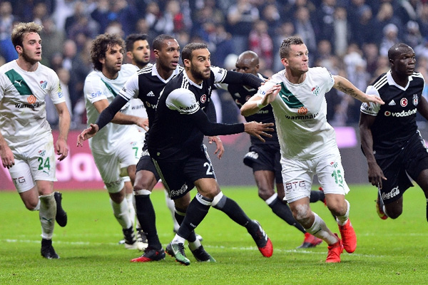 Beşiktaş ve Bursa arasında şehitler için özel maç