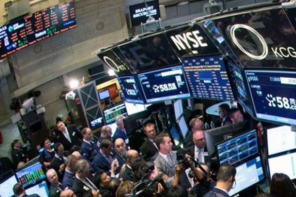 New York borsası düşüşle açıldı