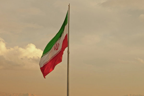 Stuglev: Rusya, İran’la işbirliğini artırmaya çalışıyor