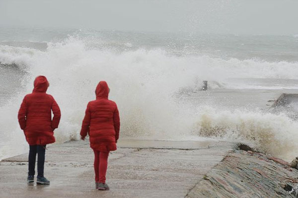 Denizlerde fırtına uyarısı
