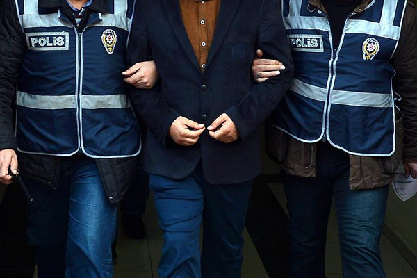 Antalya’da FETÖ operasyonu: 40 gözaltı