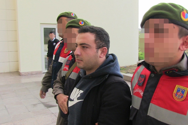 Restoran çalışanına PKK gözaltısı