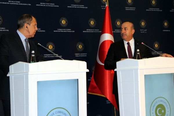 Çavuşoğlu Rus mevkidaşı Lavrov ile görüştü