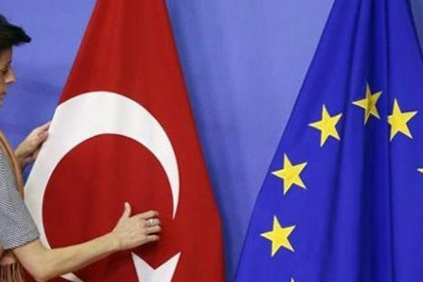 Szijjarto: AB'nin güvenliği Türkiye'nin istikrarına bağlı