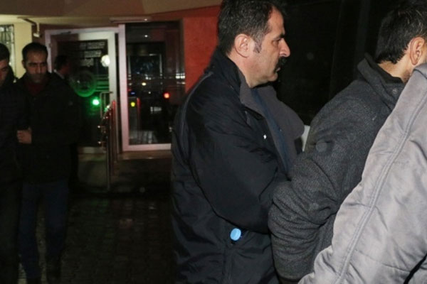 Adana’da 3 PKK destekçisi tutuklandı